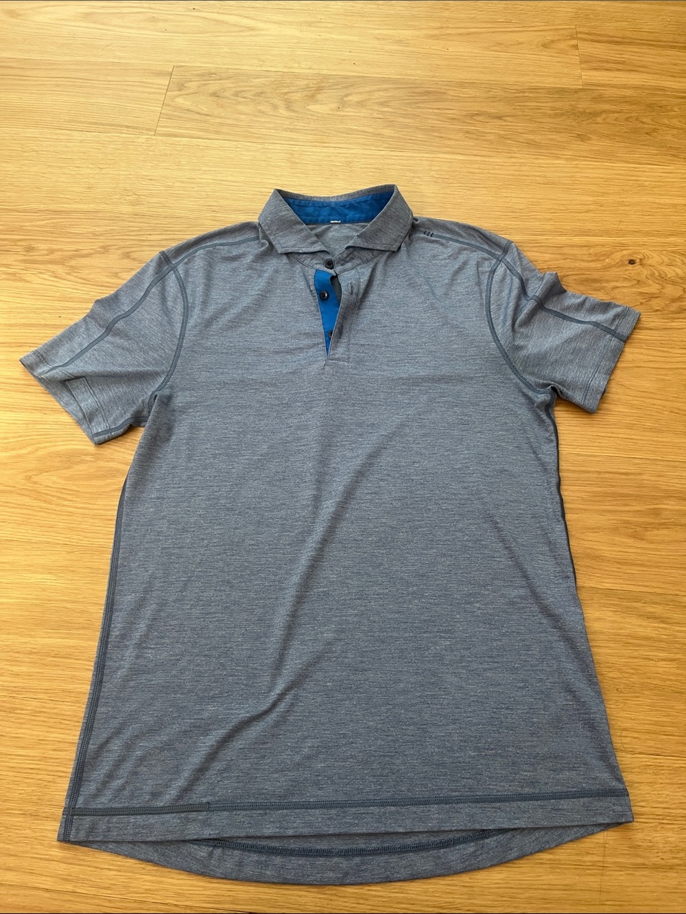 Lululemon Men's Evolution Polo-Blue size S